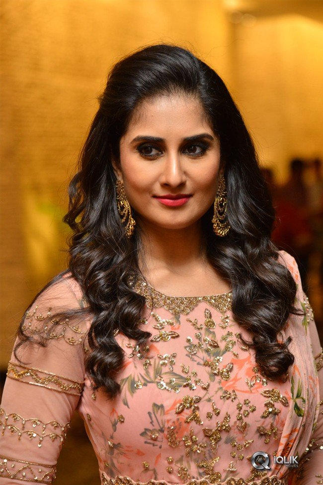Shamili-at-Ammammagari-Illu-Pre-Release-Function-Photos